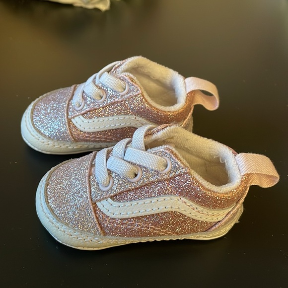 Vans, infants size 1 - Picture 2 of 4